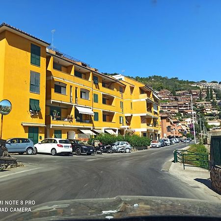 La Suite Di Annamaria Al 167 - Porto Santo Stefano Porto Santo Stefano  Kültér fotó